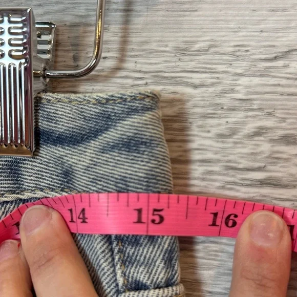 White Fox Long Way to Go Jeans - Picture 8 of 9